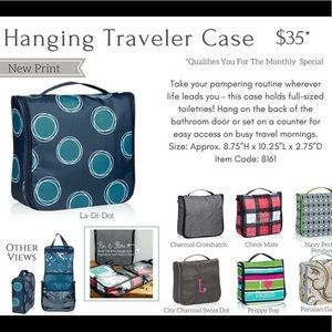 Thirty One Hanging Traveler Case (La di dot)
